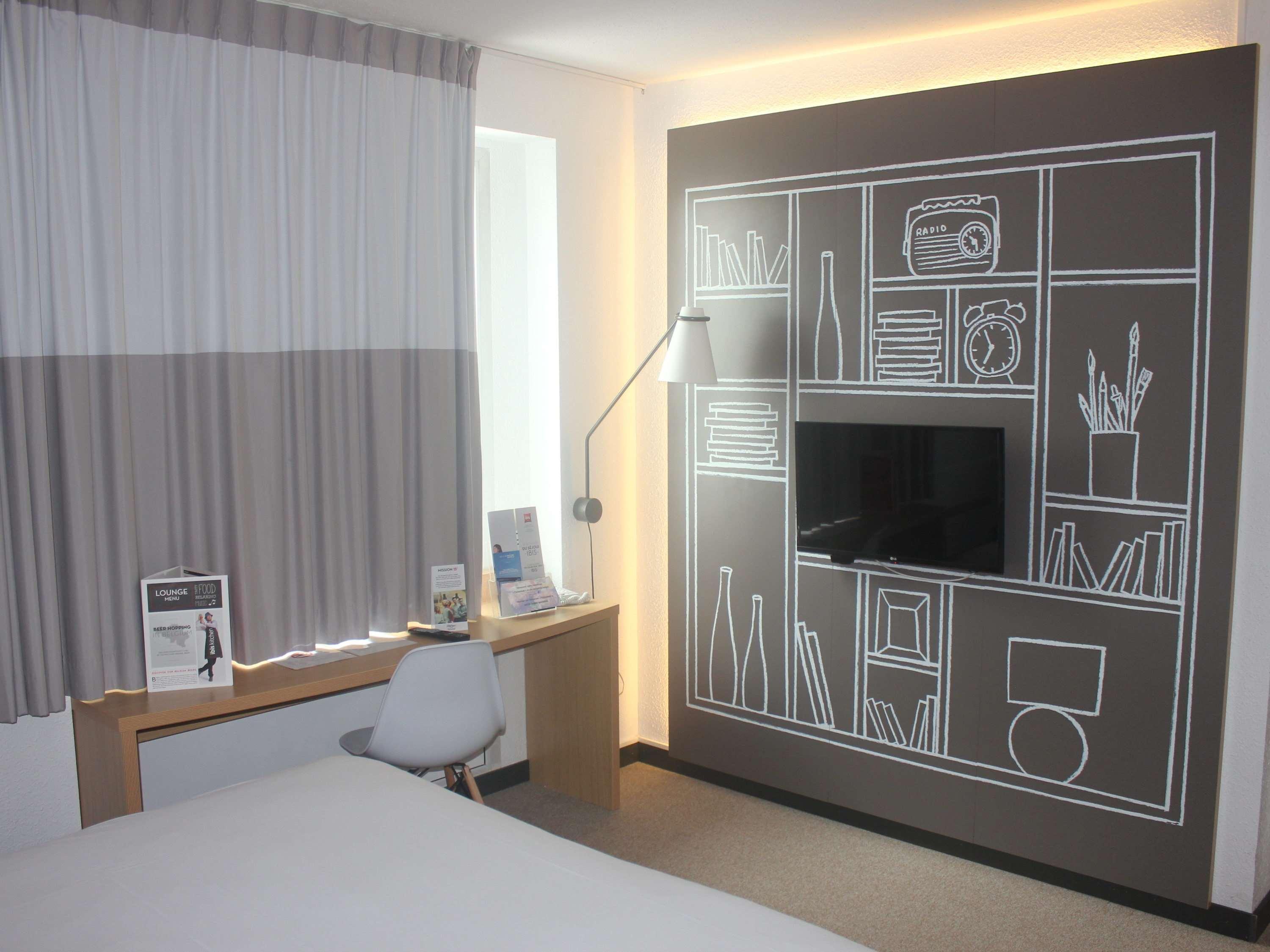 B&B Hotel Mons Gare Eksteriør bilde